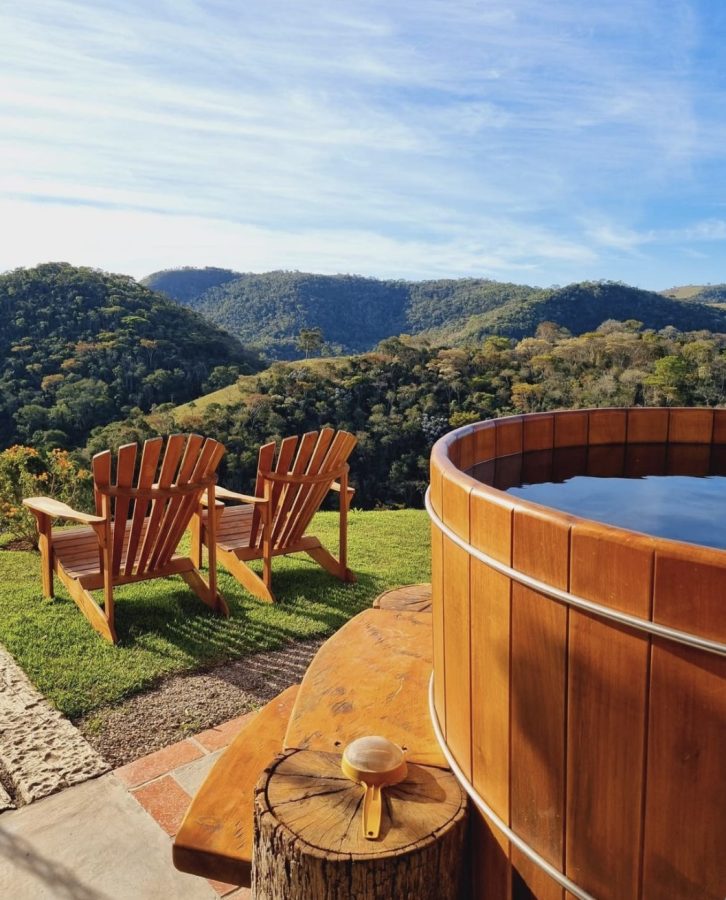 Estrada Almirante Paulo Meira, 23.000 Araras, Vale das Videiras