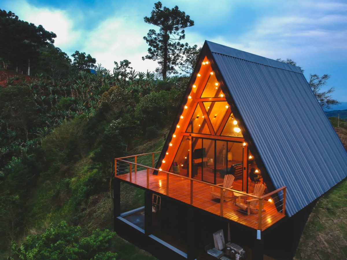 linktr.ee/cabanas_caipora