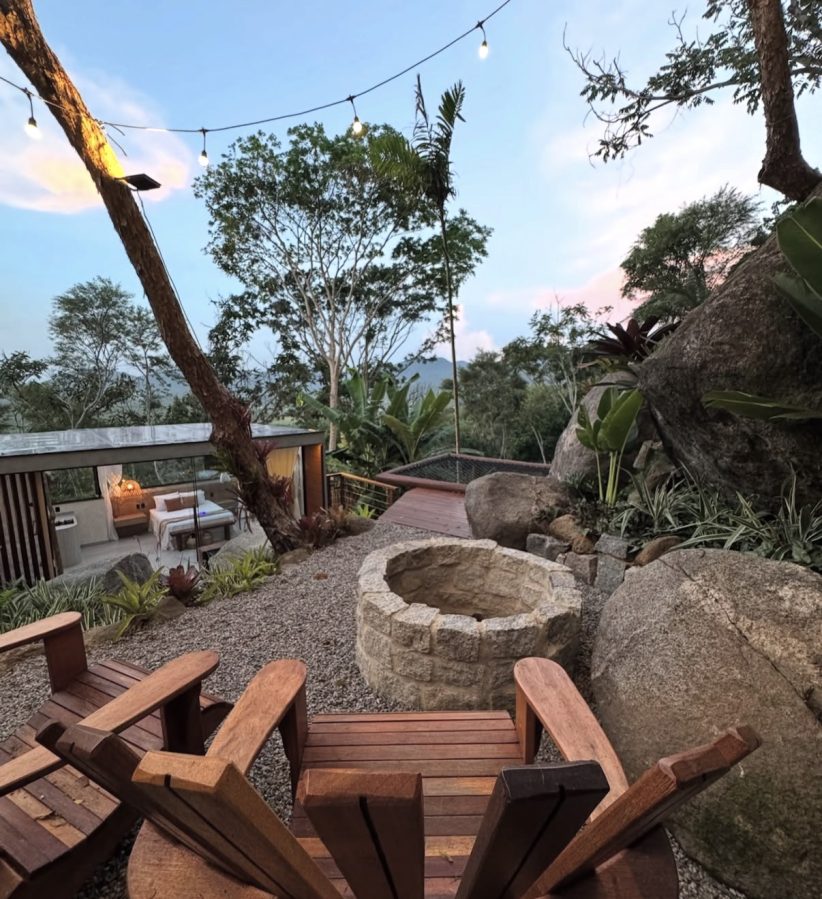 Estrada Roberto Burle Marx, 2069. Barra de Guaratiba. RJ