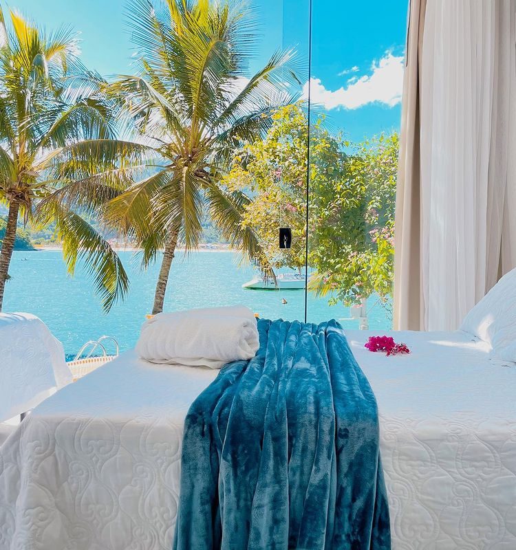 instagram.com/casa.amalfi