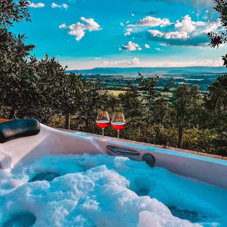 instagram.com/casaervadocepousada