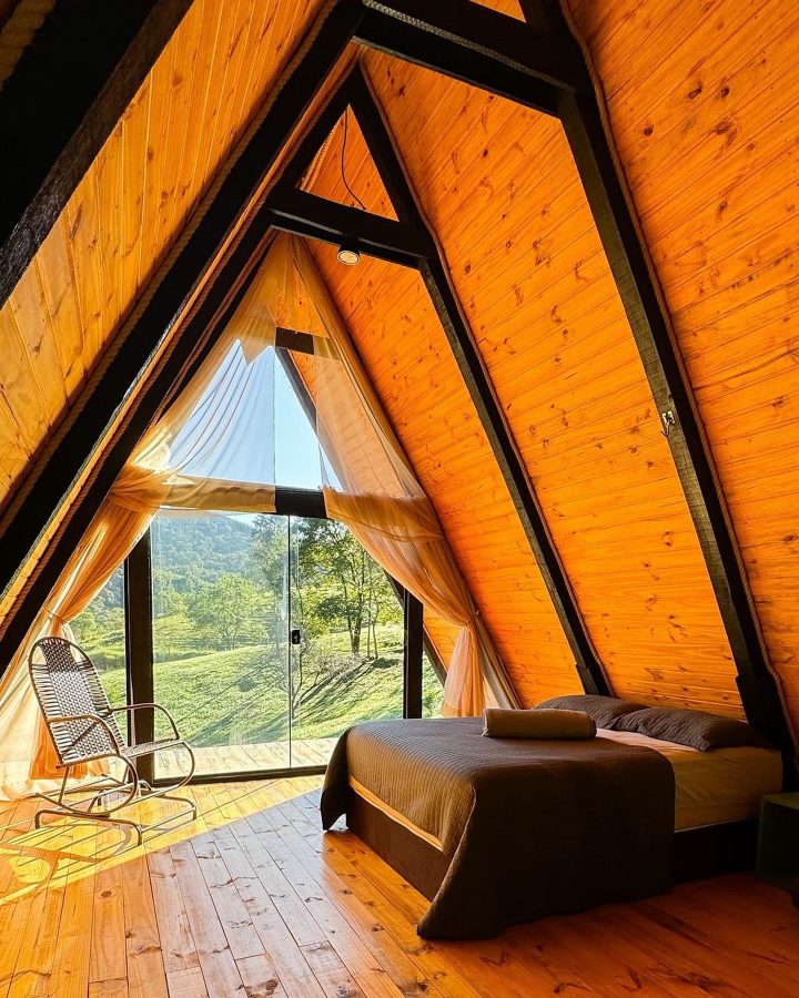 instagram.com/chale_burks