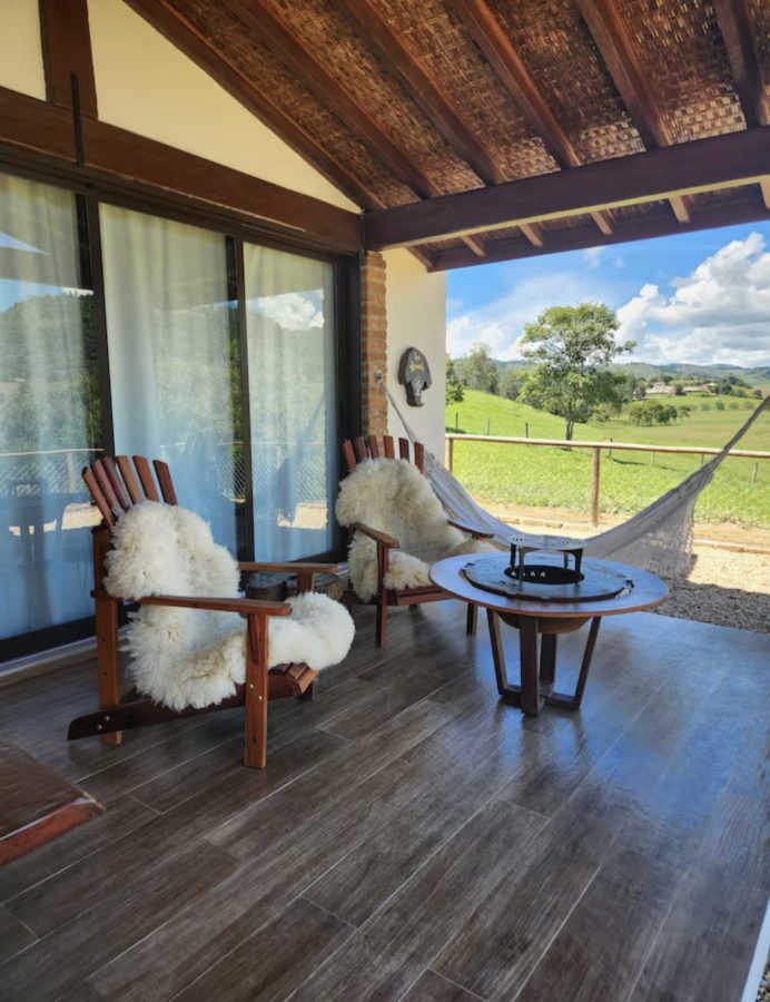 instagram.com/chalesipesdaserra