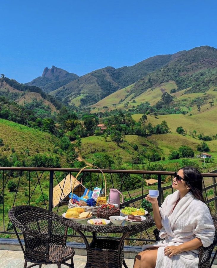 instagram.com/chaleslavista.oficial