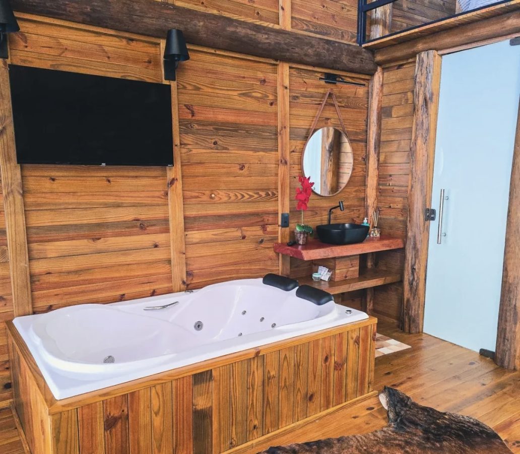 Estrada para fazenda saude