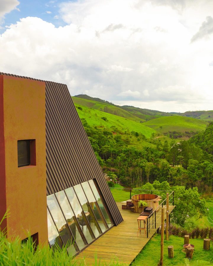 Estrada Rio do Peixe, Bairro Roncador