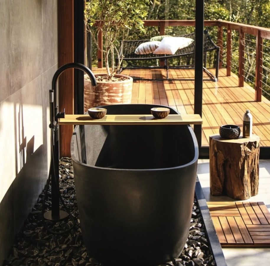 instagram.com/kaa_guesthouse