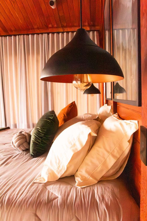 instagram.com/khayachales