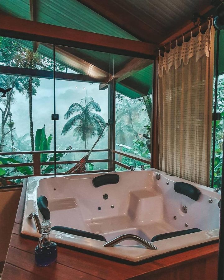 instagram.com/lostparaty