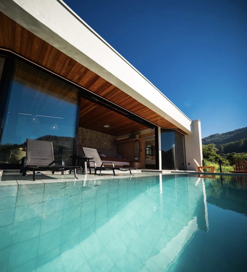 instagram.com/paradorcasaessentia