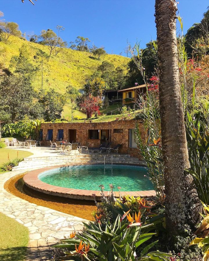 instagram.com/paradorlumiar