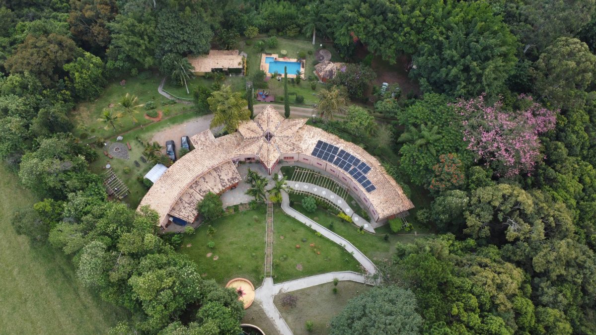 instagram.com/pousadaluzepaz