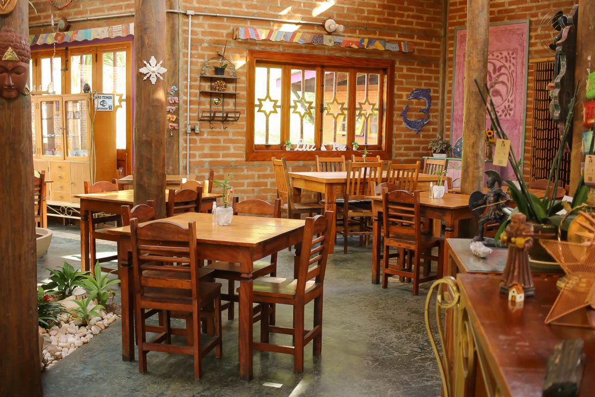 linktr.ee/dharmaluzepaz