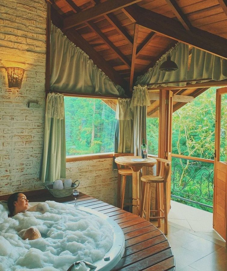 Rua do Aeroporto, 80 WhatsApp (35) 3438-2399 - Monte Verde, Camanducaia - MG, 37653-000, Brazil