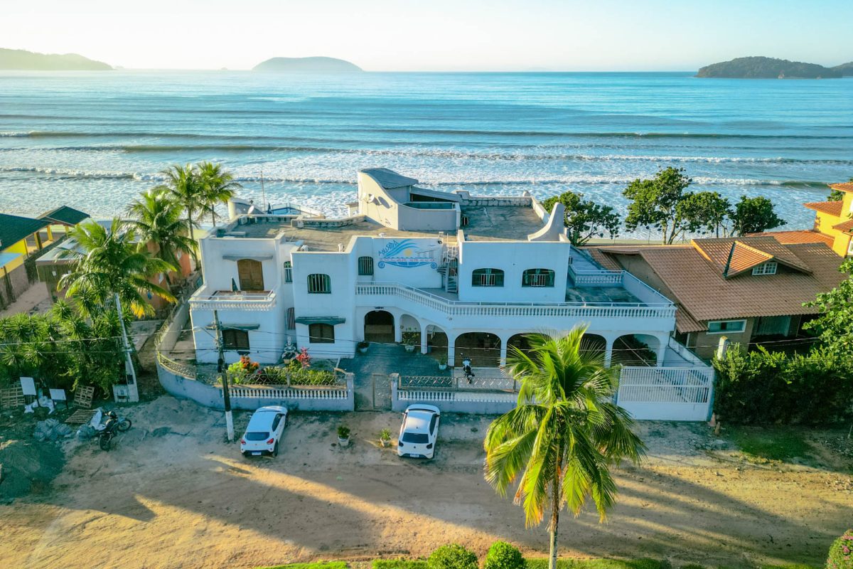 R. Ana Leite Julião Torres, 202 - Ribeirão, Ilhabela - SP, 11630-000